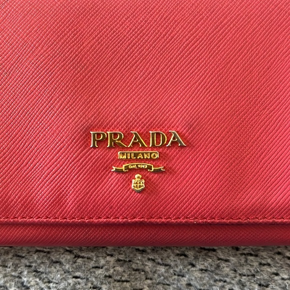 Prada long wallet coral color - Picture 5 of 9